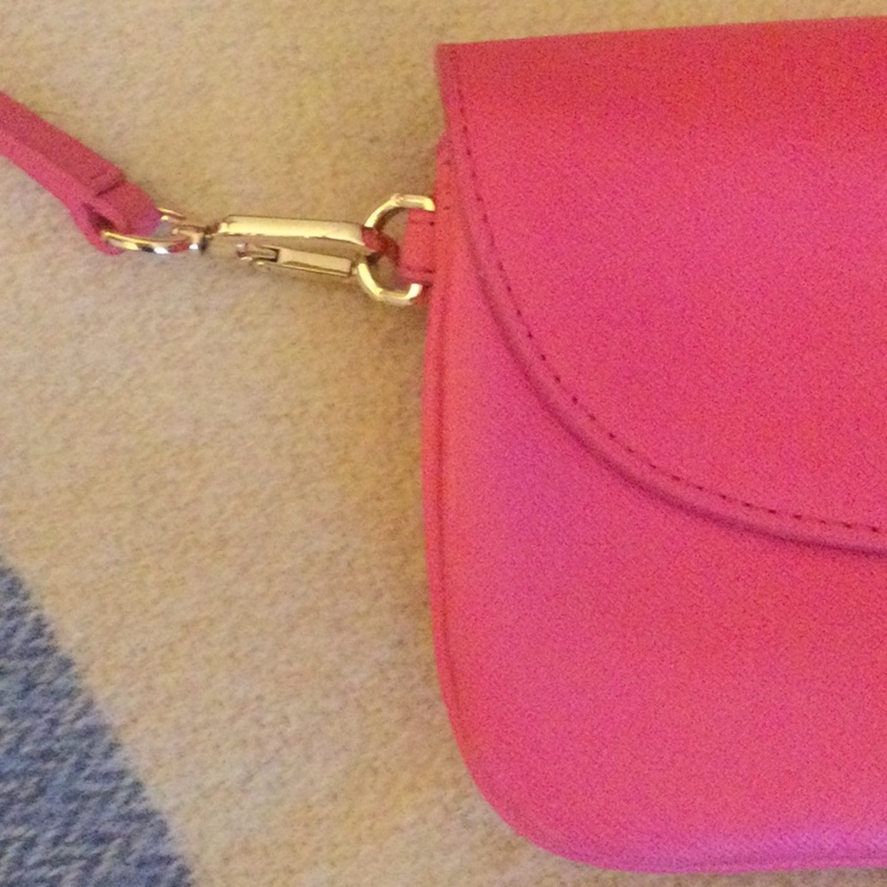 Tory Burch Hot Pink Leather Crossbody with Gold Logo - Picture 7 of 9